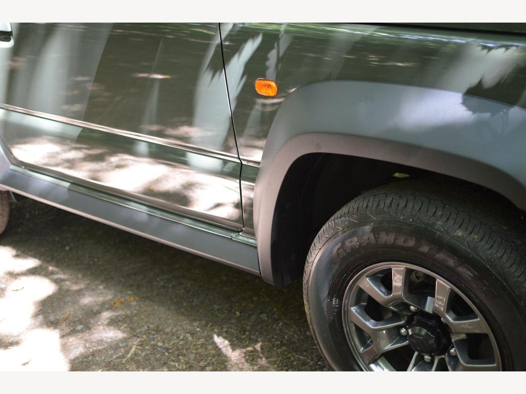Suzuki Jimny - Image 25