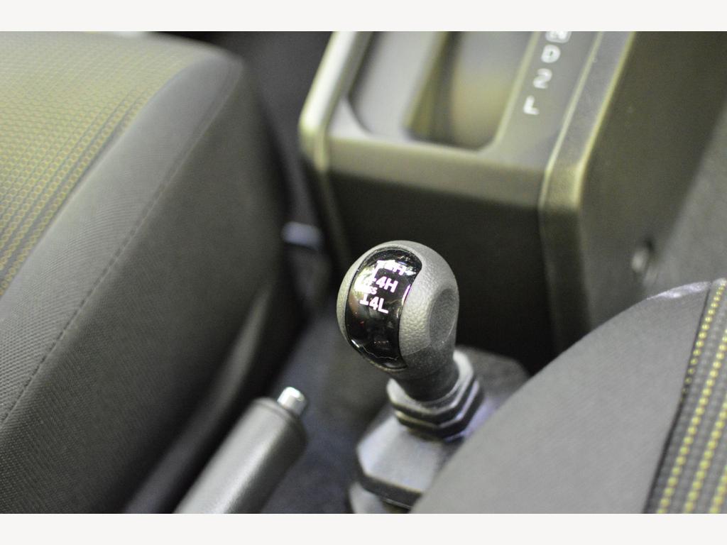 Suzuki Jimny - Image 25
