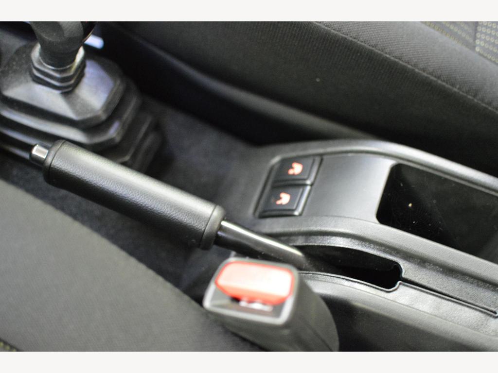 Suzuki Jimny - Image 28